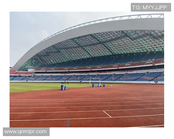 重庆街舞队比赛经验深度对比与启示分析 重庆街舞队比赛经验深度对比与启示分析