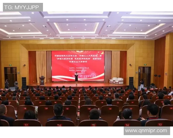 飞盘人生的探索与成长:杨磊的深度对话与心路历程 飞盘人生的探索与成长:杨磊的深度对话与心路历程