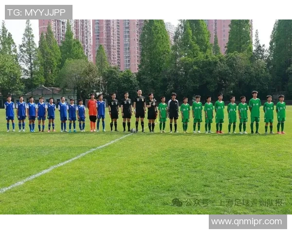上海足球队以74分稳居精英赛积分榜首位展现强大实力