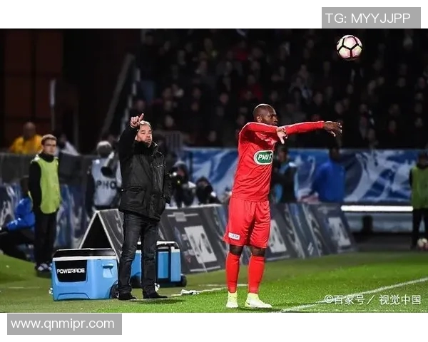 格勒诺与索肖对决分析解析双方战术与球员表现的关键因素