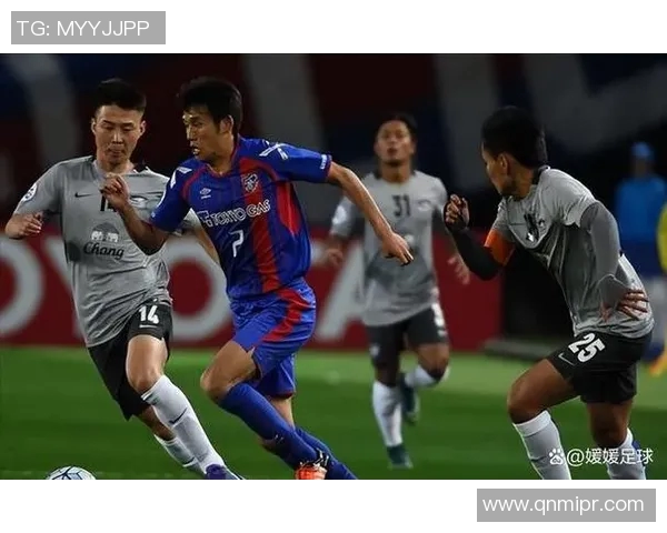 水壶蜀葵与爱媛FC的激烈对决揭示了足球战术的魅力与团队精神的较量